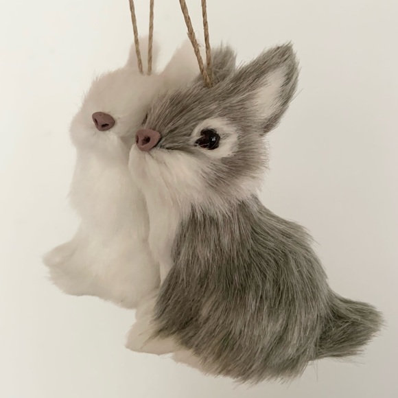 Bunny Rabbits Ornaments, Soft Bunnies, 2 of them, White and Gray Rabbits. - Picture 9 of 12